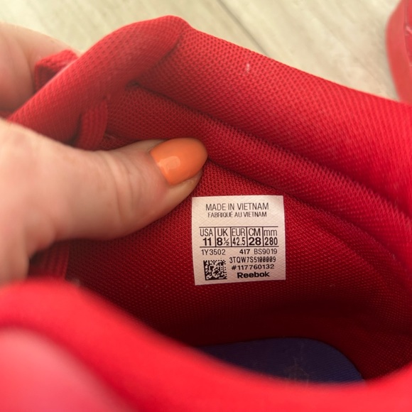 Red Reebok Hightops, size 10.5 - Picture 3 of 5